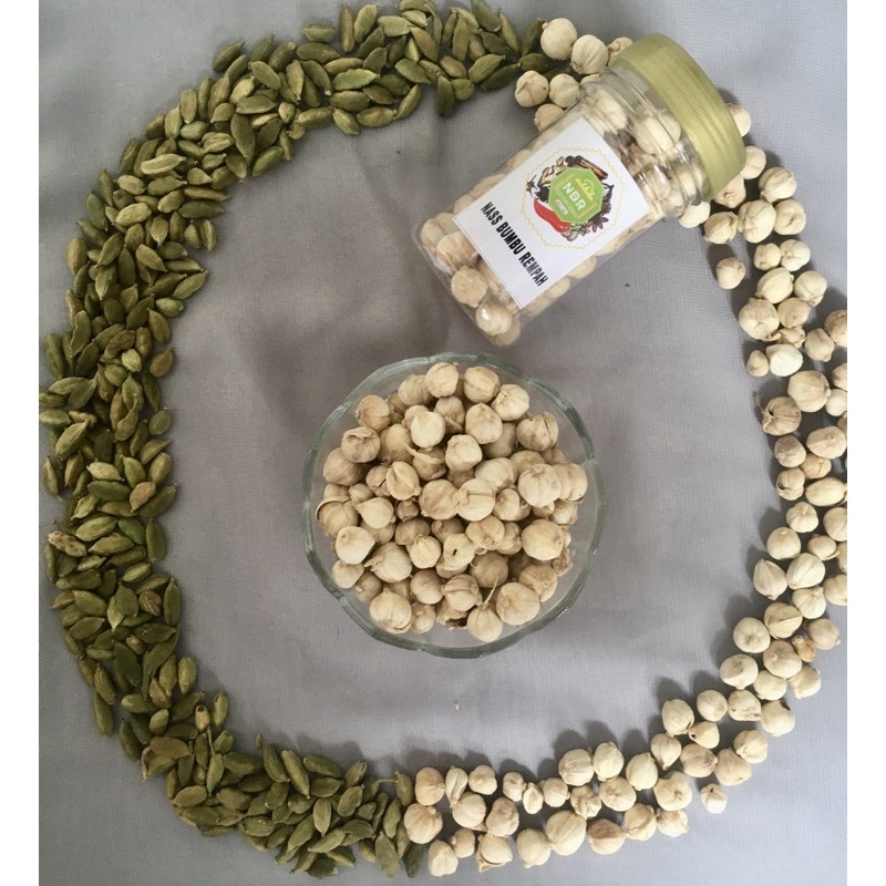 

Kapulaga putih / Cardamom Pilihan Nass Bumbu Rempah