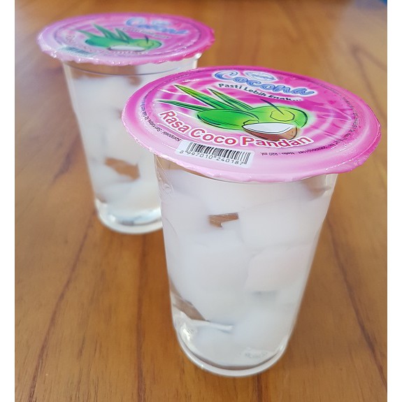 Minuman nata de coco gelas