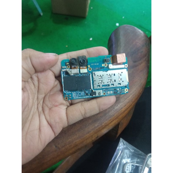 mesin pcb Oppo F3 botlop