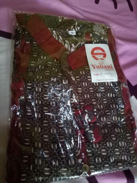 Atasan Batik Wanita Seragam Batik