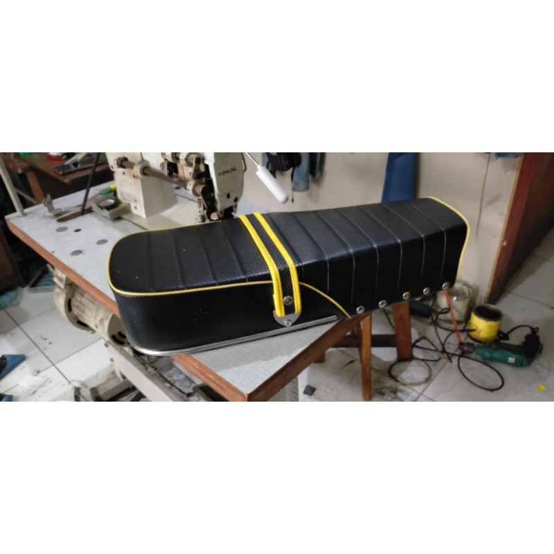 JOK CB LIS KUNING BENIK/JOK HONDA CB SABUK BENIK