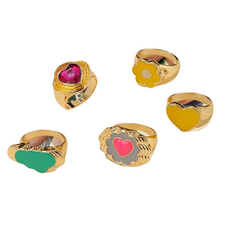 4 / 5 / 6Pcs / Set Cincin Bahan Metal Warna Pink Gaya Punk Untuk Wanita