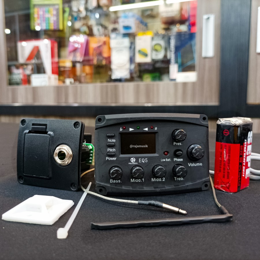 PREAMP GITAR AKUSTIK PALADIN EQ 4 / EQ-5 (5 band Pickup/Preamp)