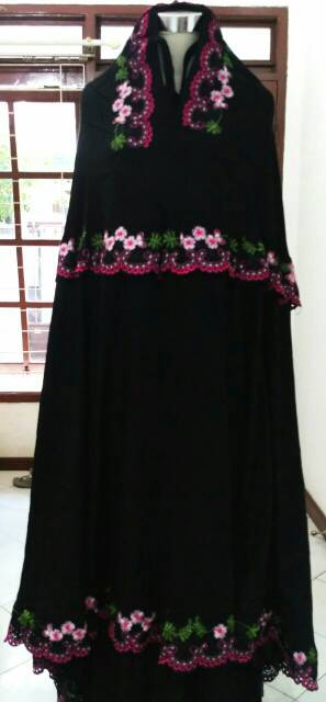 Mukena Black Rayon Cotton by L'eeza Embroidery