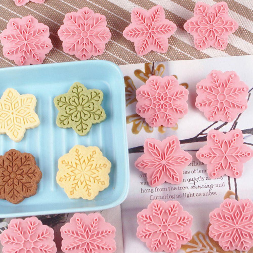 Preva 9pcs/set Alat Kue Snowflake 3D Santa Claus Plastik Cookie Cutter