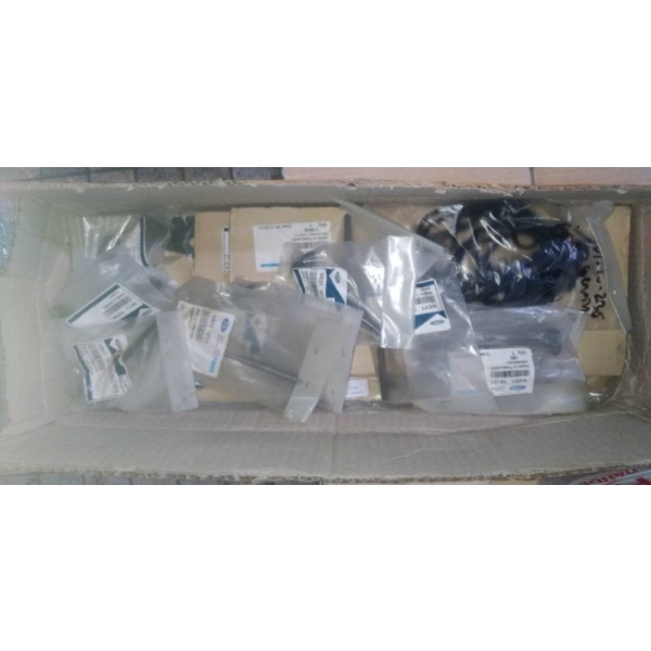 Dijual Ford Genuine Parts Gasket Kit Overhaul Ford Ranger 2.5 TDCI WLAA99100 Murah