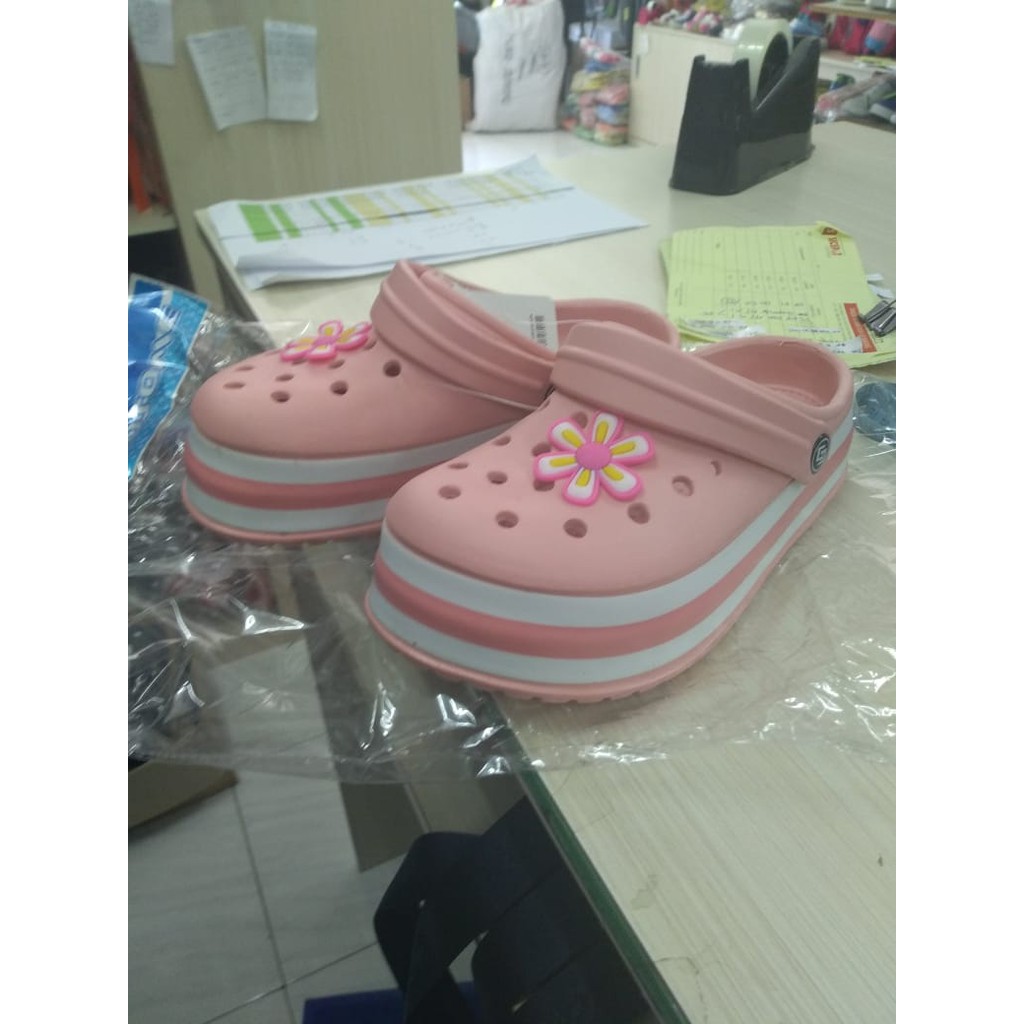  sandal kodok anak  perempuan tanggung GOSOME 915 T size 30 