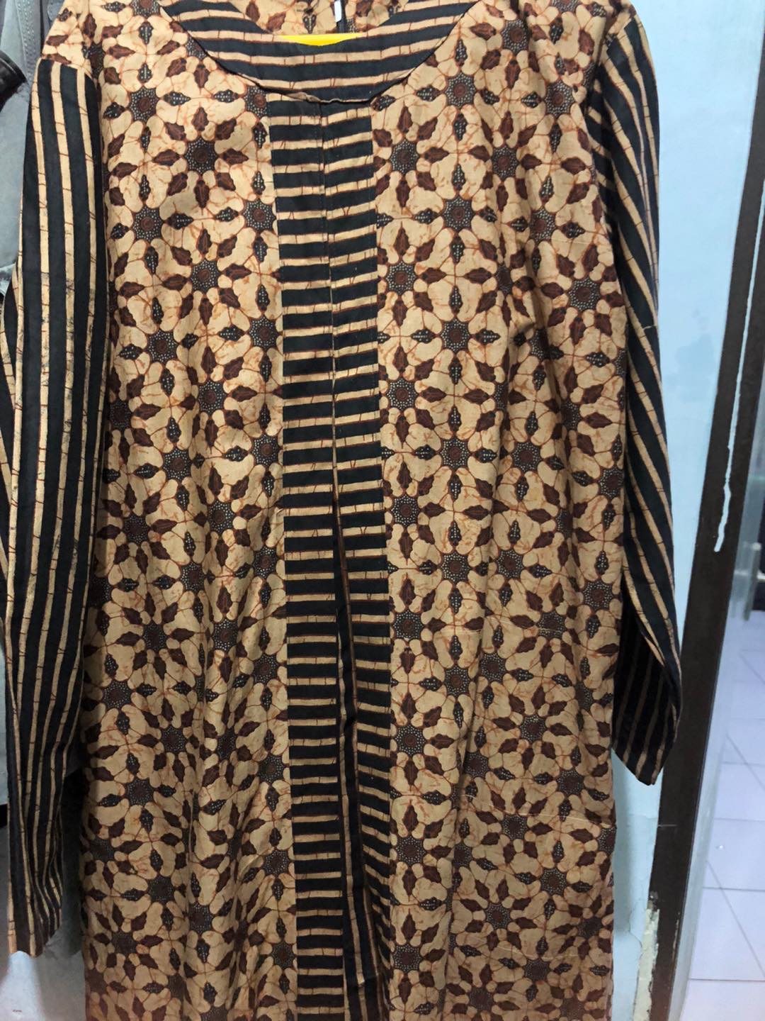 Atasan Batik Dolby Dolbi Dobby Doby Tenun Sutra Tulis Halus Katun Atbm Baron ,sarombit Atasan