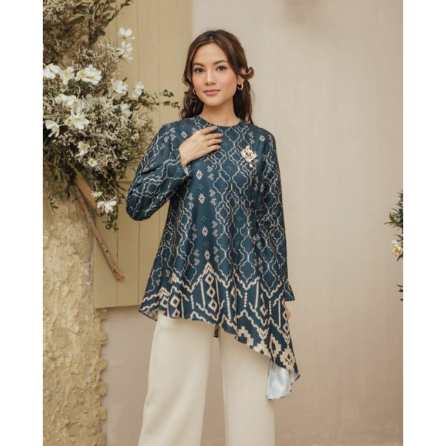 Sale Kiana Blouse by Wearing Klamby