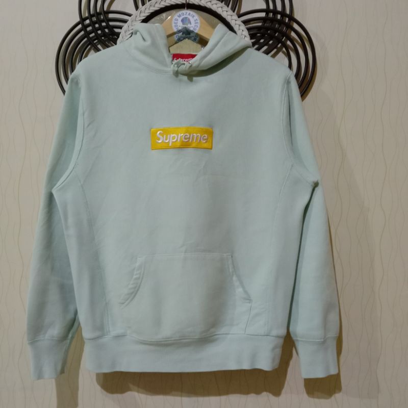 SUPREM€/SUPREME MADE IN CANADA/HOODIE SUPREME SECONDORIGINAL/SECONDBRANDED/SEKENORIGINAL
