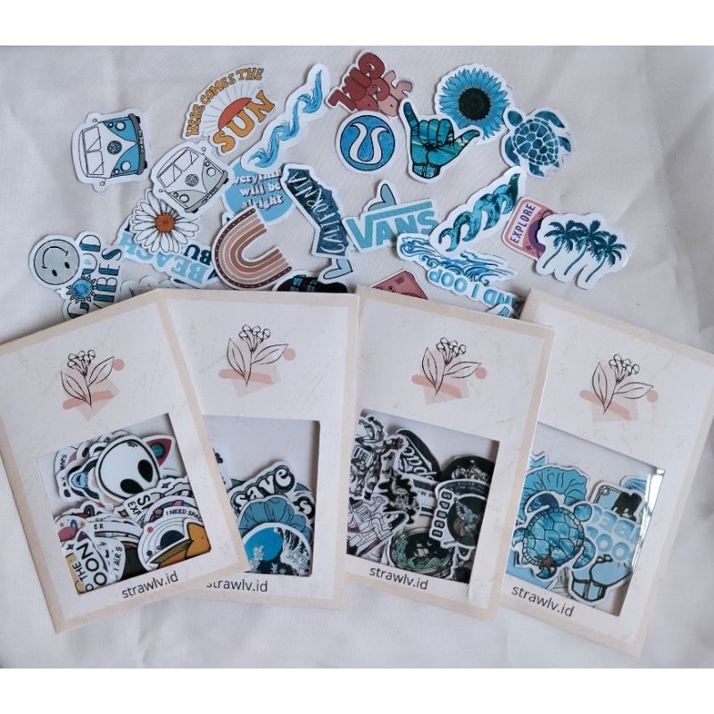 

Stiker by strawlv.id/Stiker glossy/stiker cute