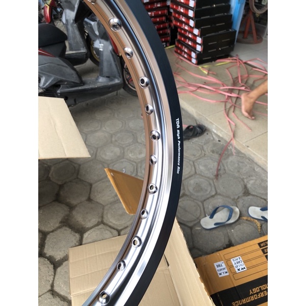 velg tdr wx ring 17 titanium/grey ukuran 140