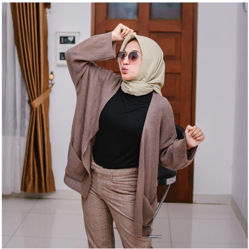 LOOCY CARDY 12 GET / Kardigan Rajut Oversize / Cardie Outher / Loocy Pocket Cardie 12 Get /  Kardigan Rajut Rajut Wanita