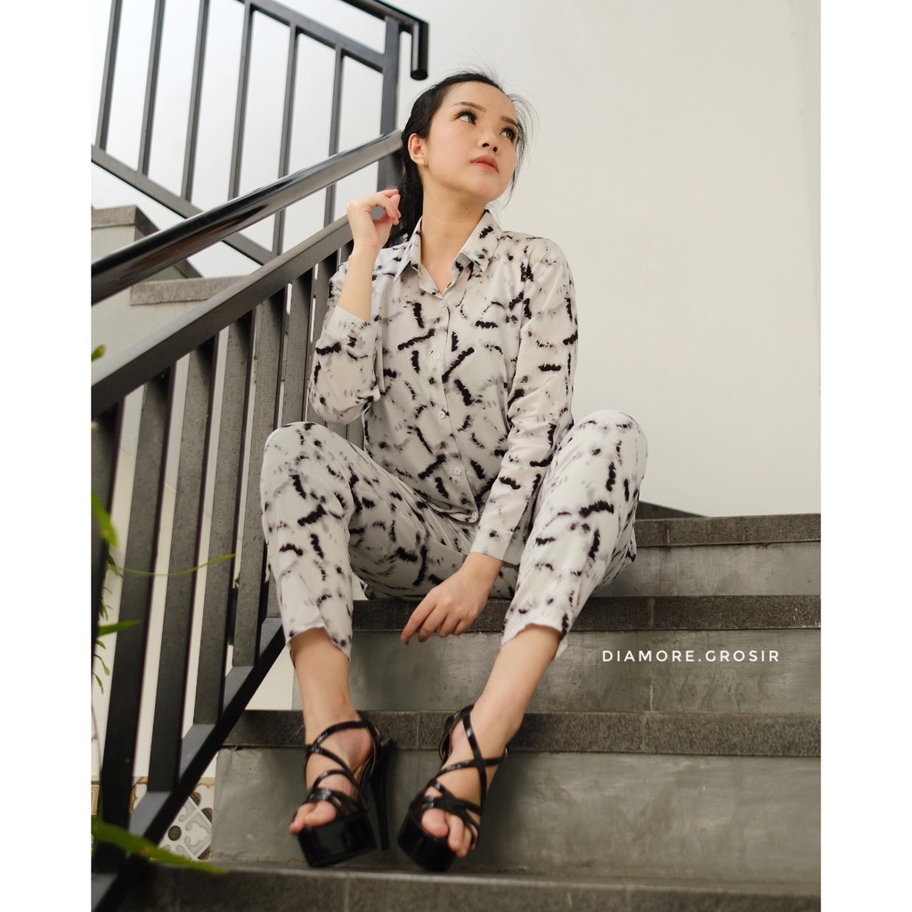 

(BAYAR DITEMPAT) UNIKO ONE SET