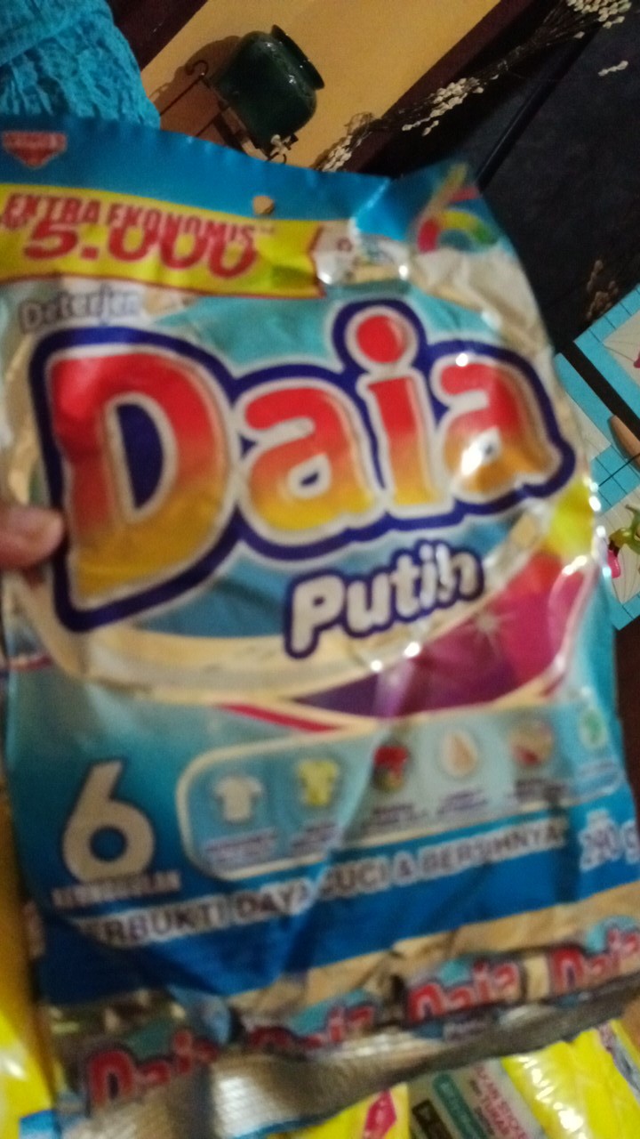 Daia 5000 Kemasan Detergent Hemat Putih/ungu/pink