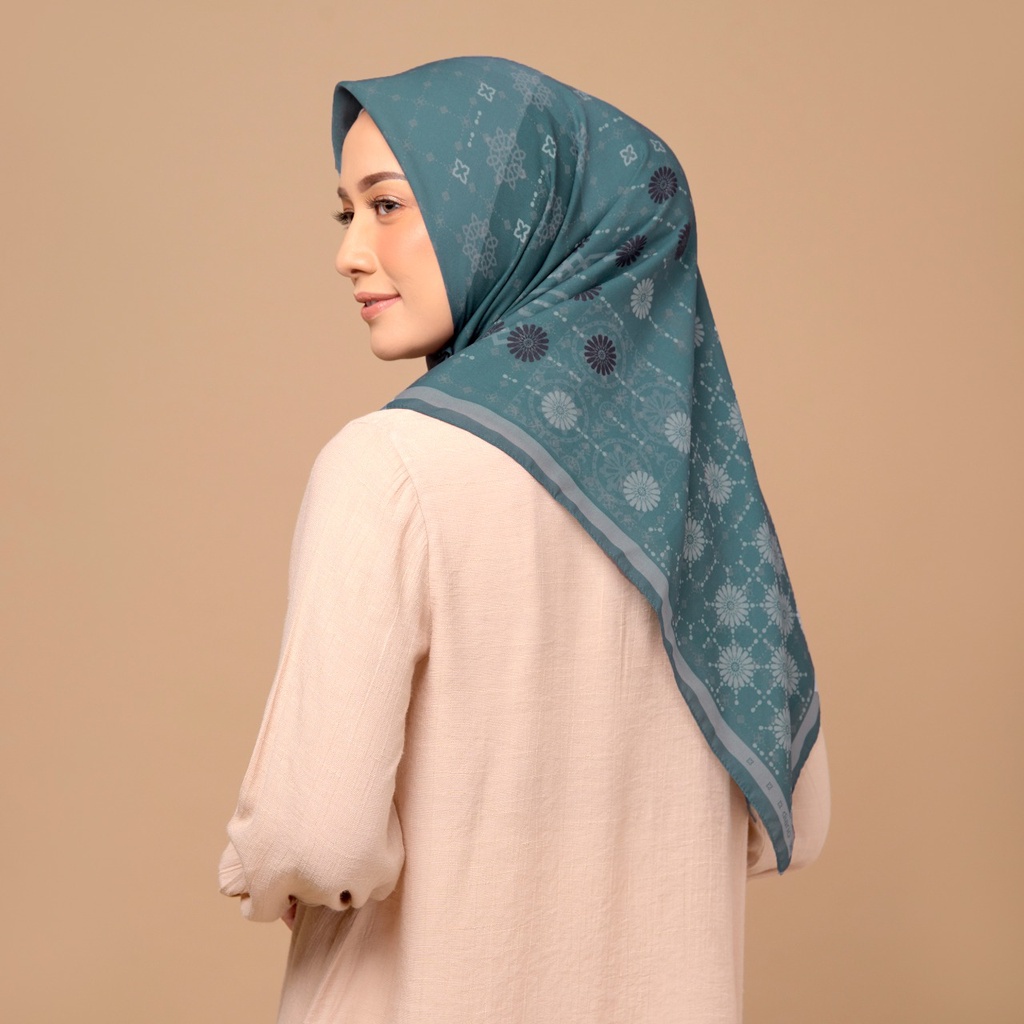 Diario - Kerudung Segi Empat Printing Collection-Grn raw blue