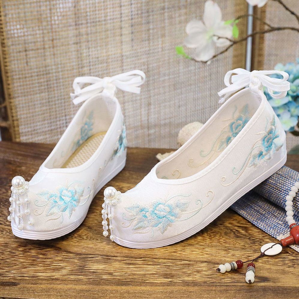 The Han-style clothing shoes original chuangming ancient style embroidered shoes Super fairy height