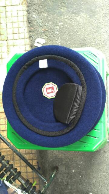 Baret lapas terbaru plus emblem exclusive