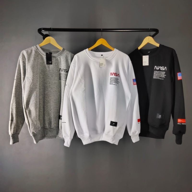 Moxsa second store-crewneck nasa sweater nasa sweater crewneck nasa pria
