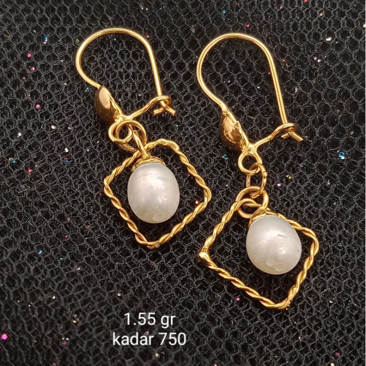 Anting Emas 17K - 1.55 gr Kadar 750 - 1030