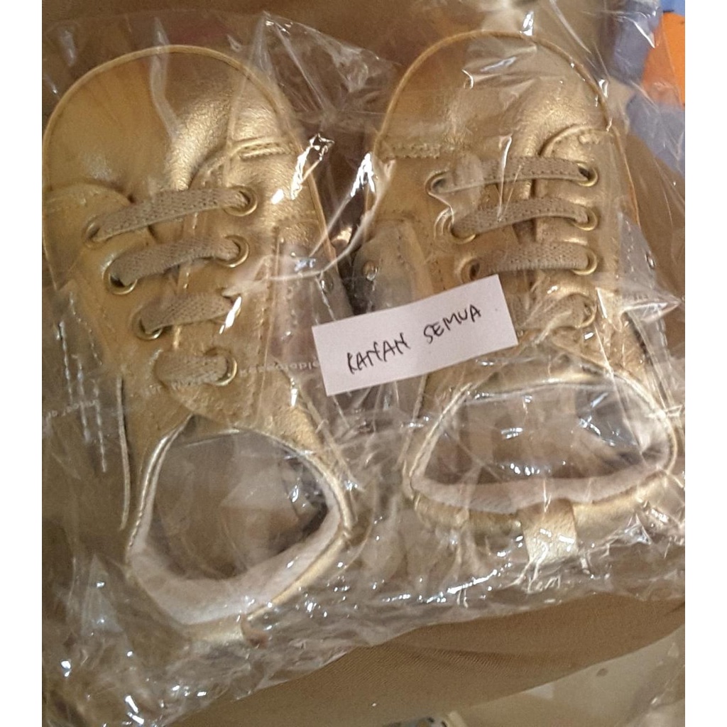 [REJECT JUAL MURAH] 9-15 bln SEPATU BAYI vol.D ANAK SHOES  PEREMPUAN CASUAL CONVERSE