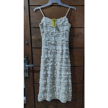 Dress model gaun pesta cantik