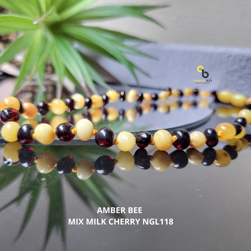 Kalung Amber Pereda Nyeri Tumbuh Gigi Anak Premium Milk Cherry NMC118 By Amber Bee