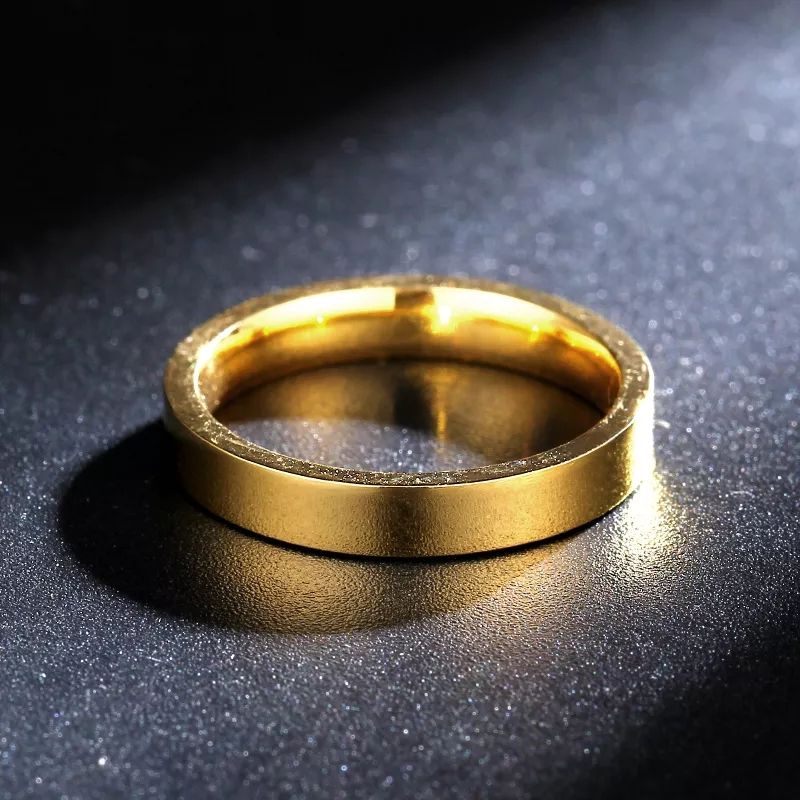 Cincin Tunangan Cincin Nikah Emas Antikarat Pria dan Wanita