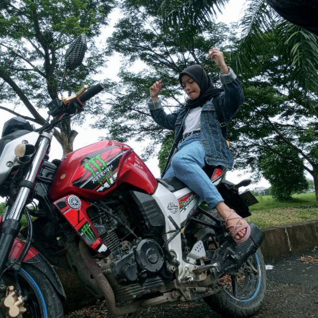 ayu382267