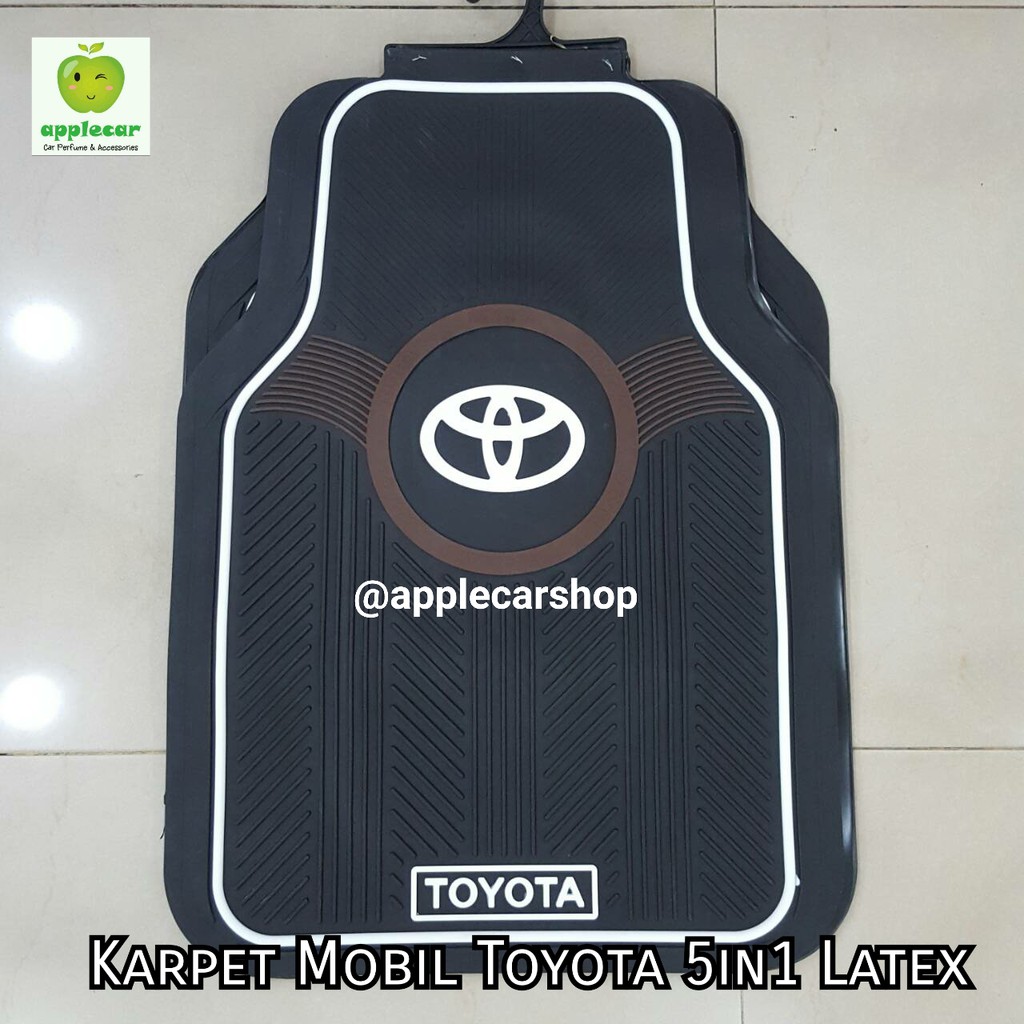 Karpet alas kaki mobil Toyota Hitam-putih