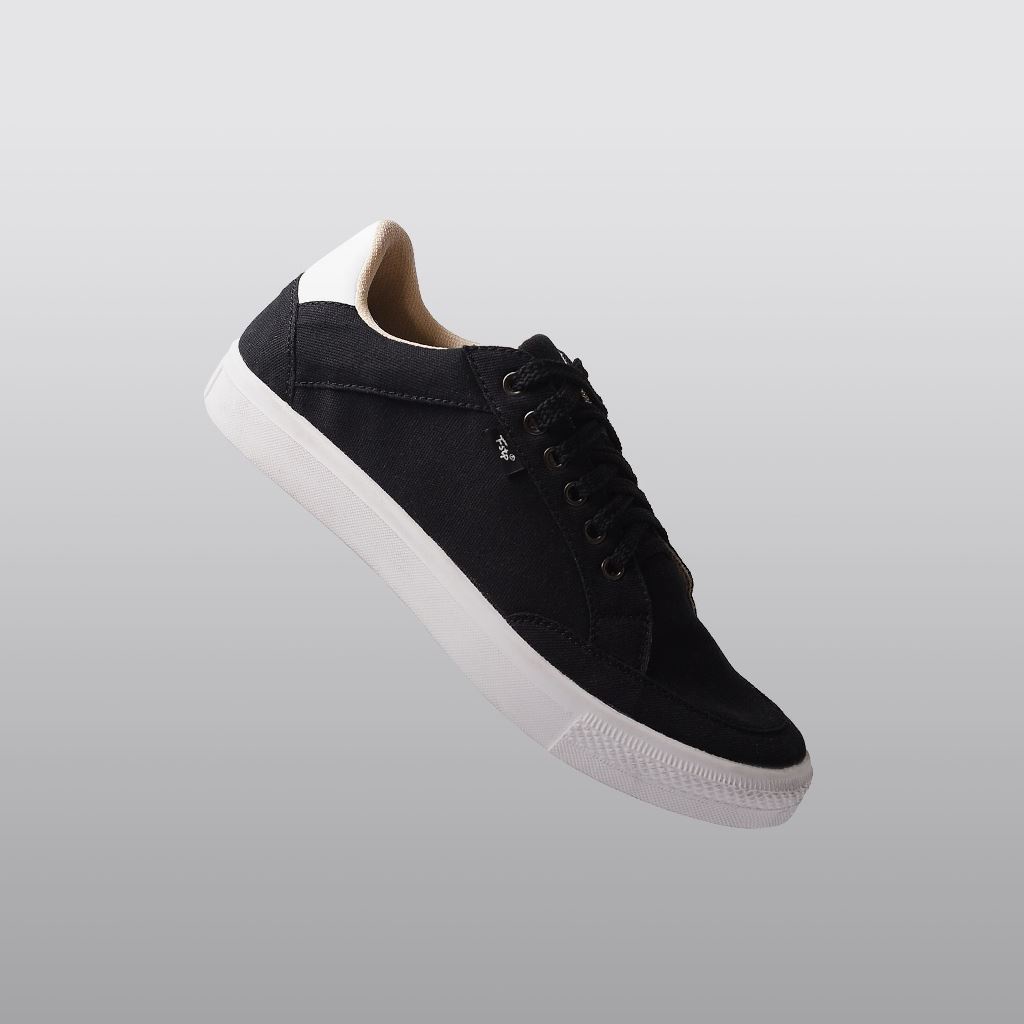 ARKA BLACK ORIGINAL x FOOTSTEP Sepatu Sneakers Hitam Putih Pria Kets Tali Casual Jalan Santai Hangout Main Kondangan Sekolah Kuliah Distro Fashion Canvas Shoes Premium Kanvas Skate Footwear Big Size Jumbo Ukuran Besar 44 Keren Terbaru Kekinian Branded