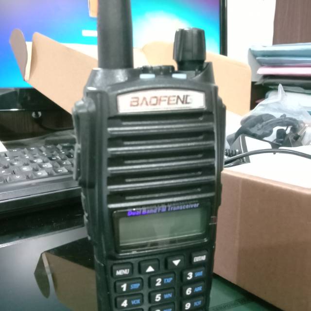 HT Baofeng UV 82