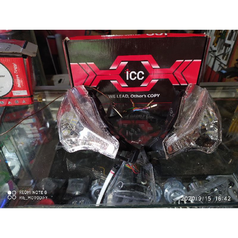 Lampu sen Supra x 125 custom Lampu alis sen running