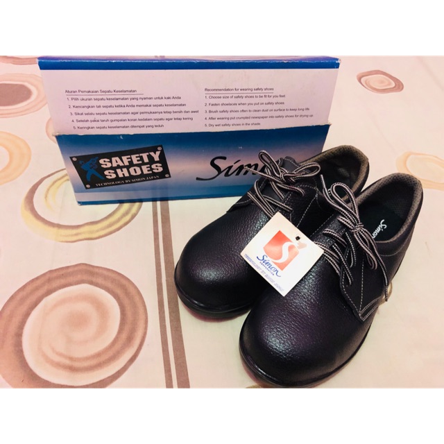 safety shoes / sepatu safety