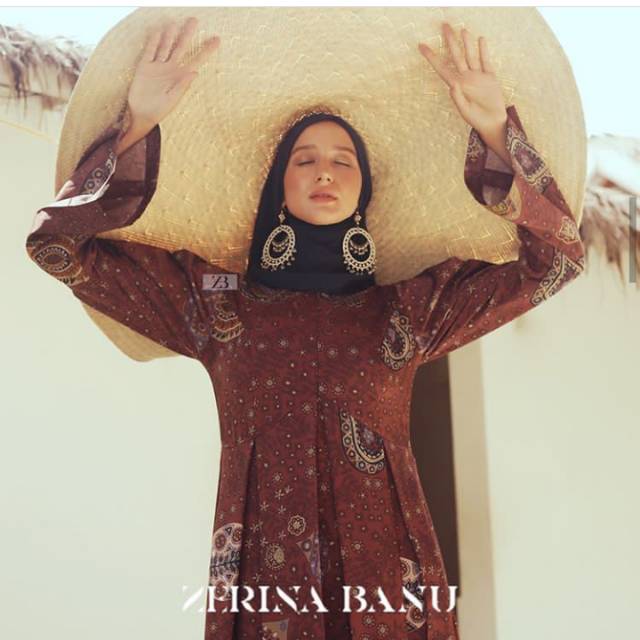 Yumna dress hlzb heaven lights by zb terracota L