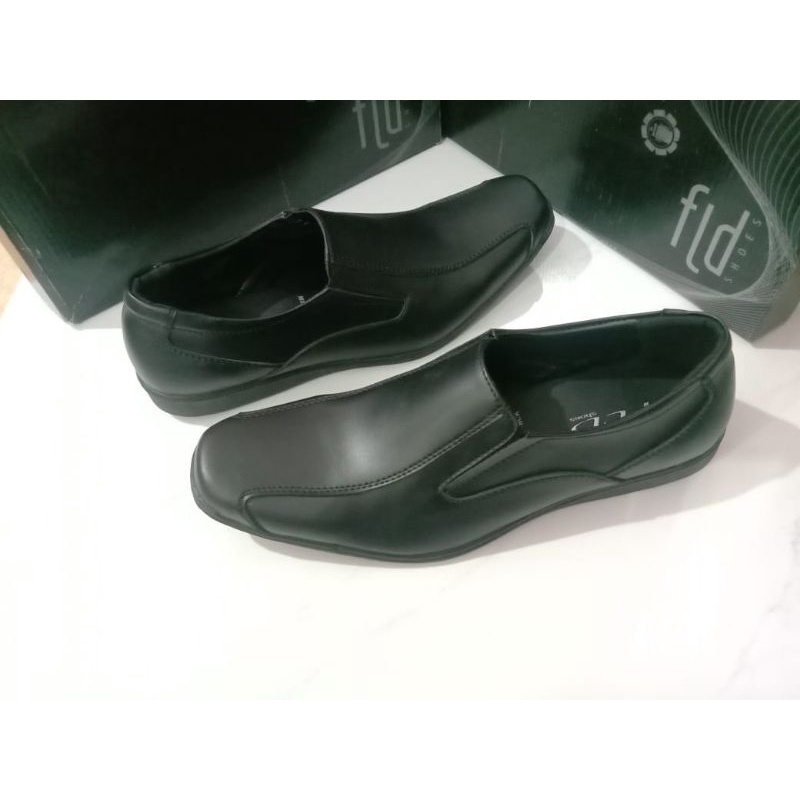Sepatu kerja pria MSFF48-2 Merk Yongki