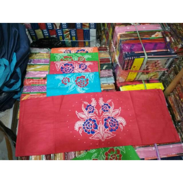 Sarung bantal batik guling nur aini