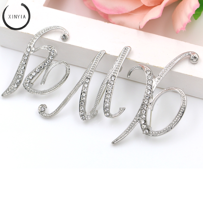 26 Huruf Zinc Alloy Crystal Clear Rhinestone Bros Pins untuk Wanita di Warna Silver Disepuh