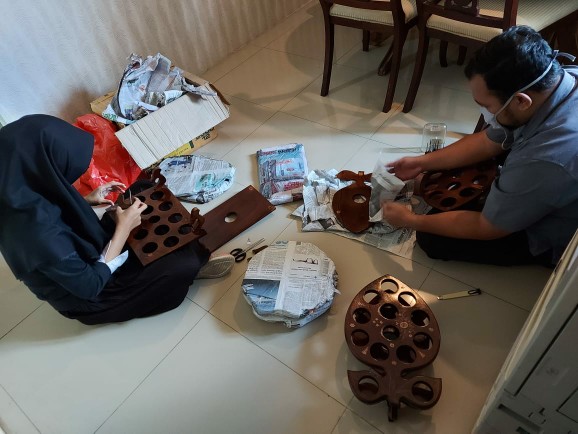 Tempat Aqua Gelas Kayu Jati Persegi Panjang
