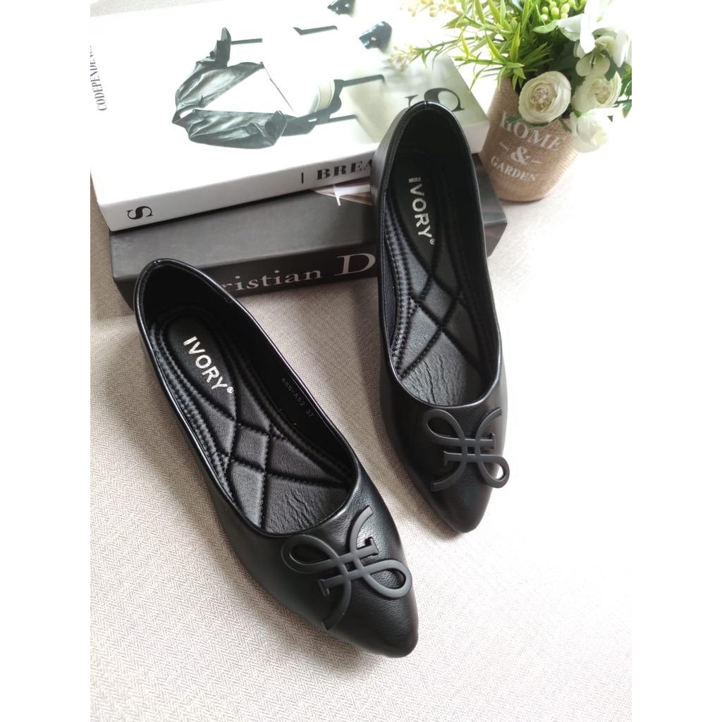 IVORY Sepatu Flat Wanita Fashion Teplek Import 999-A52