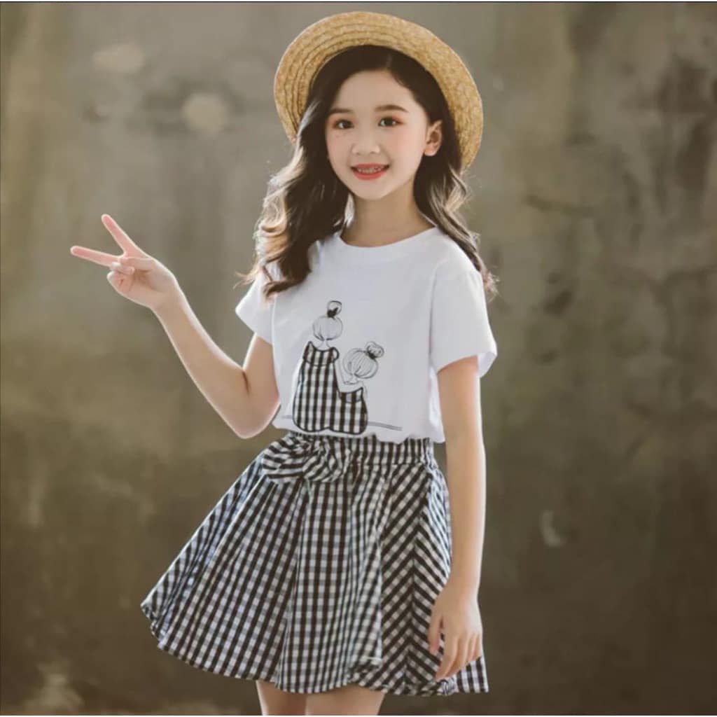 Setelan Baju Anak Perempuan Style Import Usia 1-5 Tahun Model Kaos Lengan Pendek Bawahan Celana Rok Burbery Kotak Set Pakaian Wanita Terkini Varian Warna