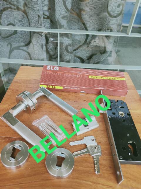 Handle pintu merk Soligen komplit lockcase