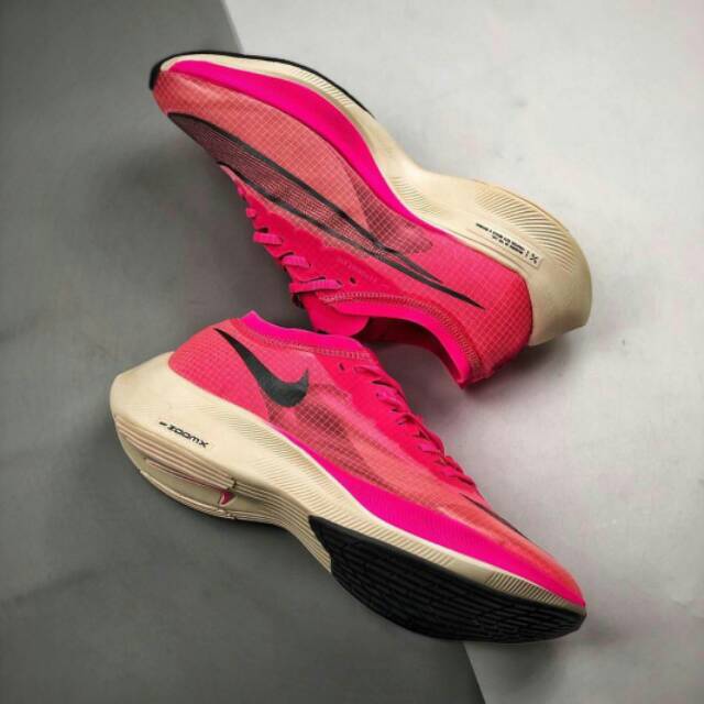 nike zoom neon pink