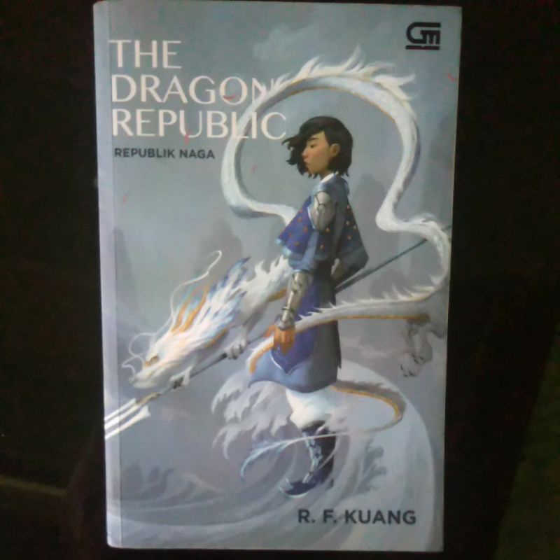 [booked] preloved novel The Dragon Republic