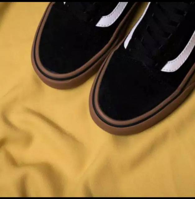 SEPATU WOLF X VANS AUTHENTIC FULL BLACK HITAM POLOS WHITE PUTIH OLDSKOOL ERA SK8-Hi  BLACK GUM WHITE STRIPES