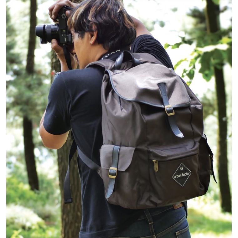 HOLIDAY BROWM |ManNeedMe x URBAN| Tas Ransel Punggung Pria Wanita Backpack ORIGINAL