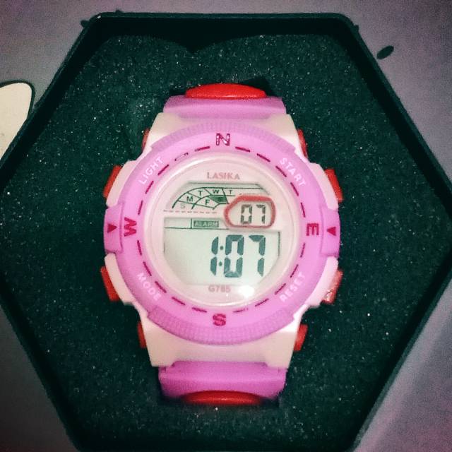 Jam tangan anak lasika