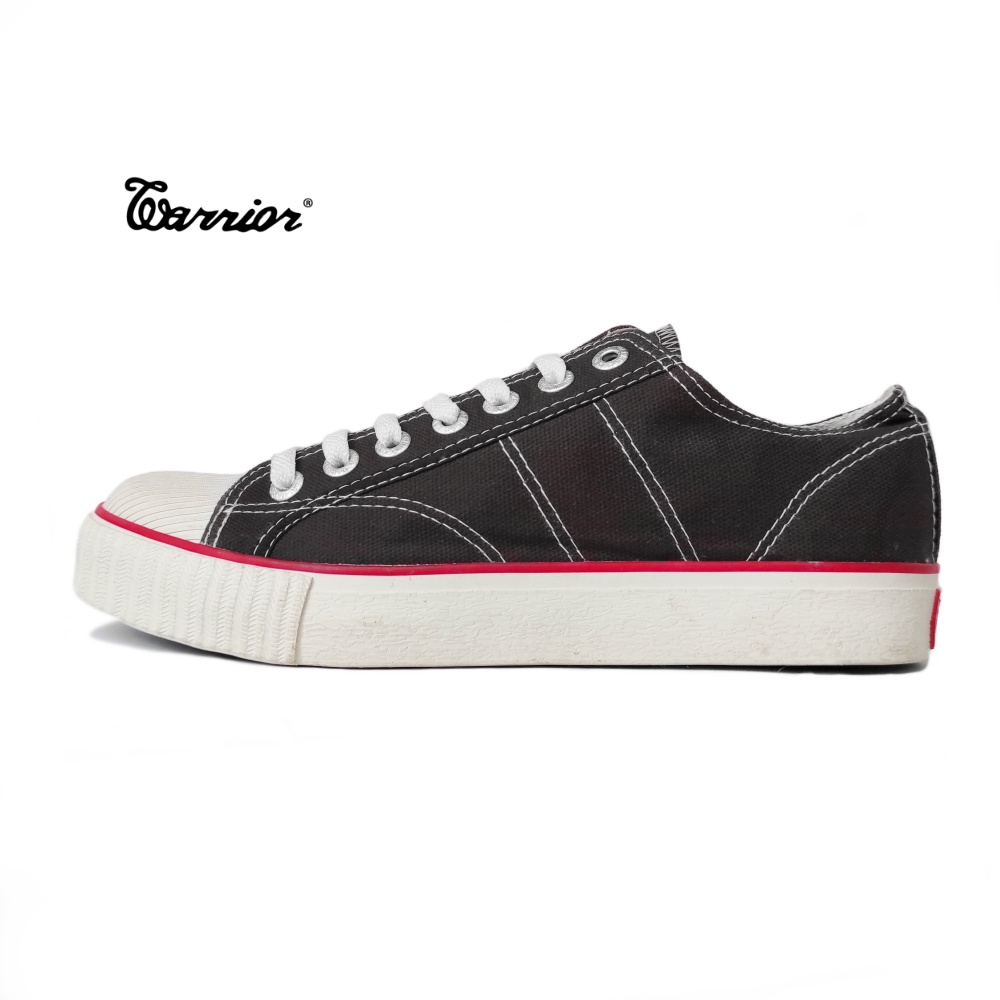 Sepatu Warrior Classic Hitam Putih - low cut