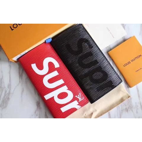 Dompet Louis Vuitton X Supreme Brazza Leather Wallet