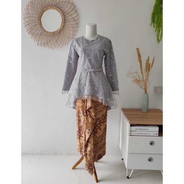 Kebaya pagar ayu lest new